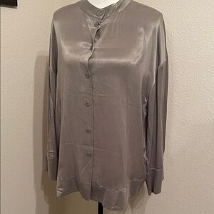 Rodebjer Olive Blouse . New with tags. Oversized medium
